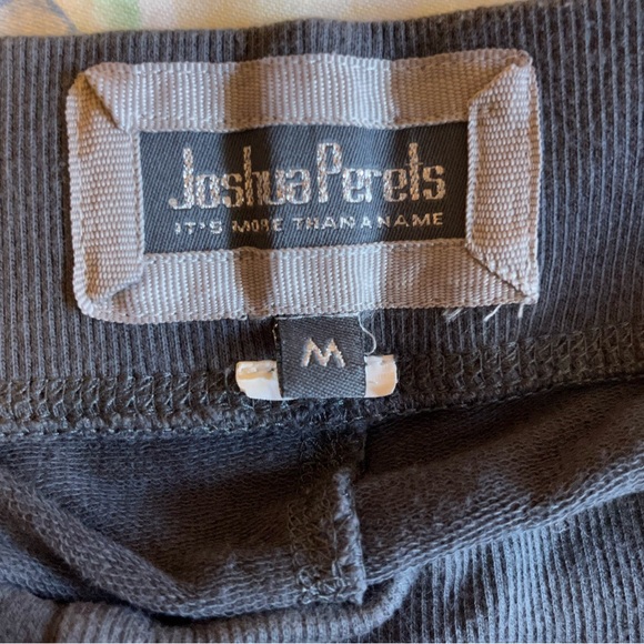 Women’s Joshua Perets capris - Picture 4 of 4